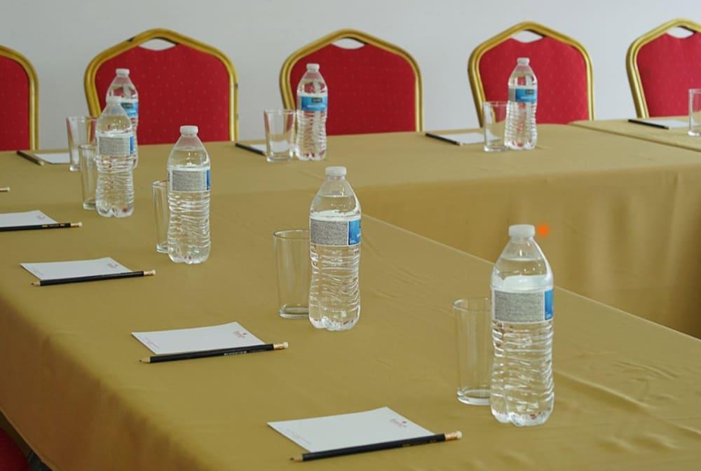 Ramada By Wyndham Panama Via Argentina Hotel Luaran gambar