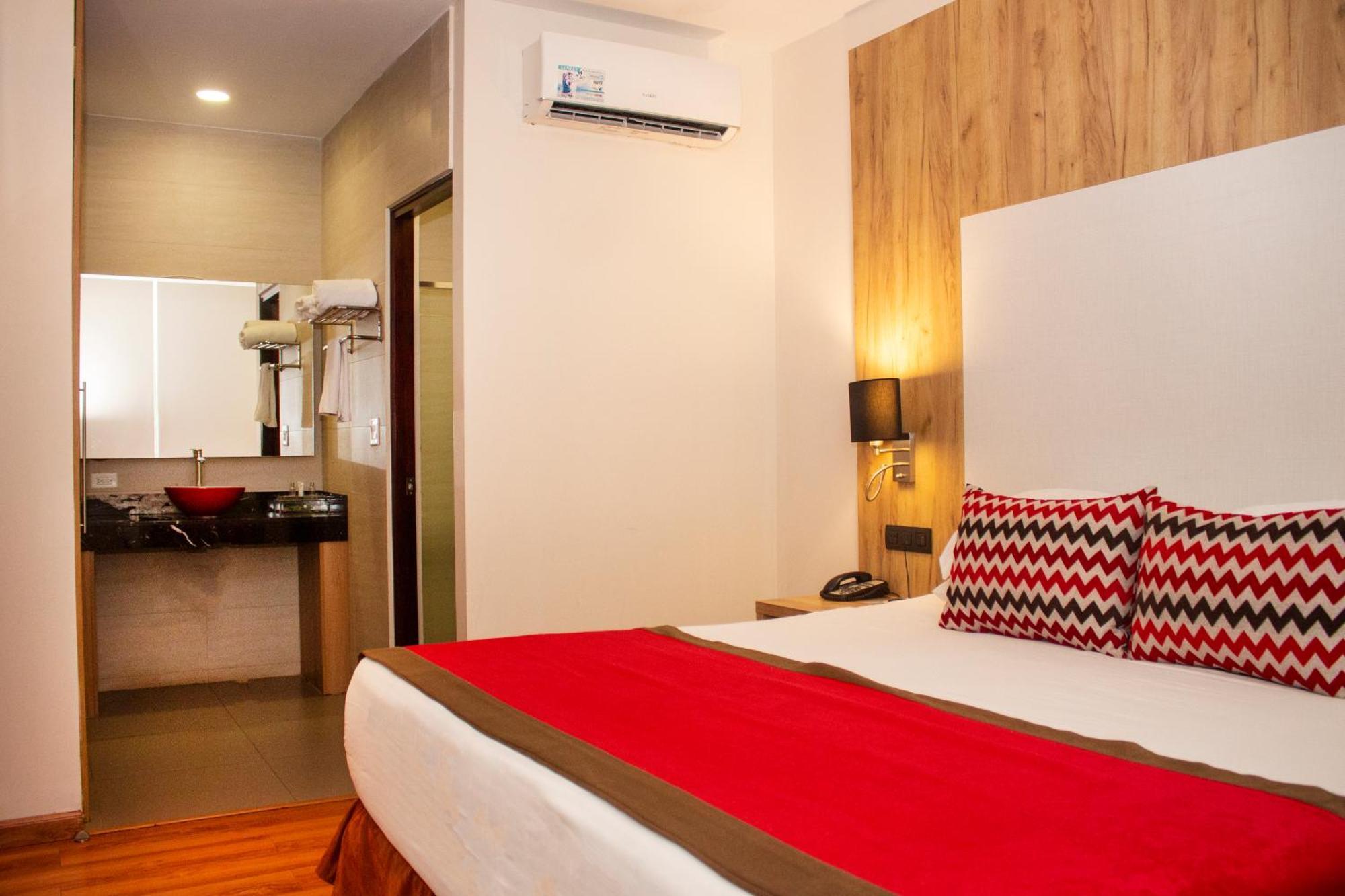 Ramada By Wyndham Panama Via Argentina Hotel Luaran gambar