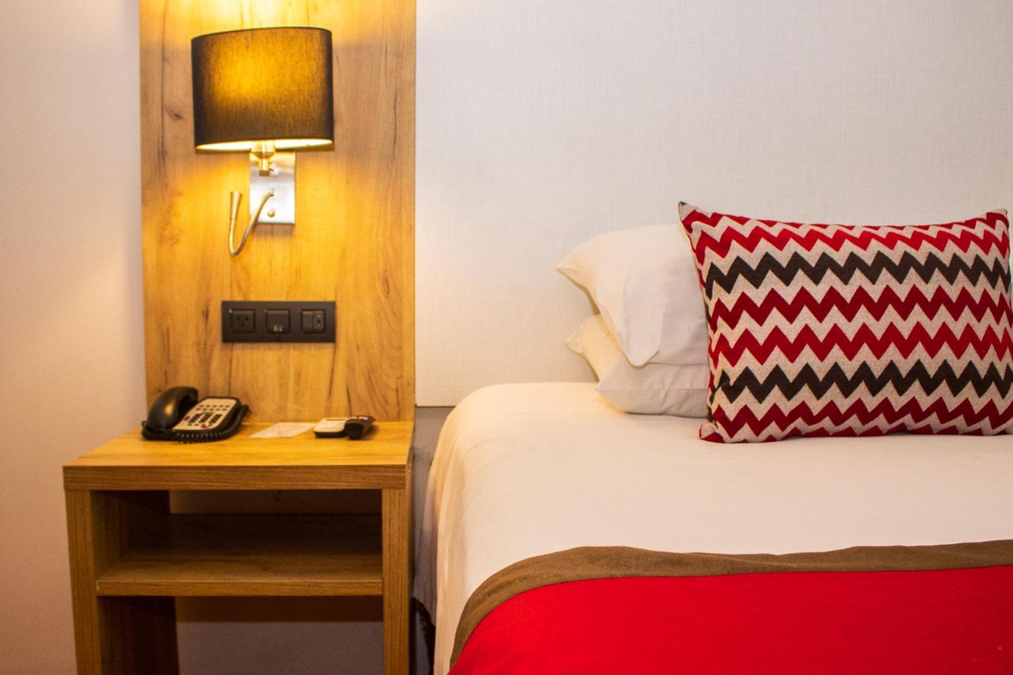Ramada By Wyndham Panama Via Argentina Hotel Luaran gambar